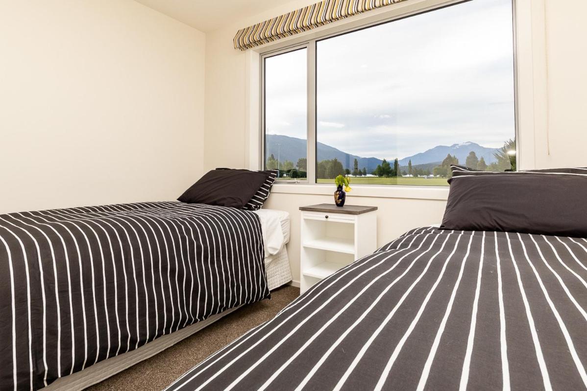 Poppa Pete'S - Te Anau Holiday Home 외부 사진